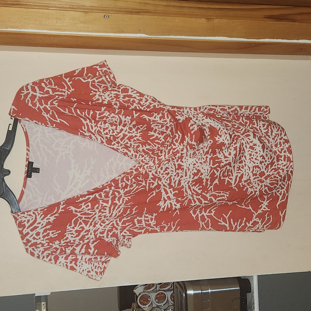 Talbots Wrap Blouse Coral Reef V-Neck Short Sleeve Size L